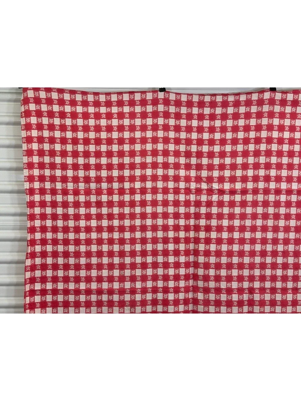 4 Vintage Commercial Use Tablecloths Red White Flower Leaves